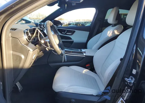 2024 Mercedes-Benz Glc Coupe 300 4Matic z USA, uszkodzony, nr VIN W1NKJ4HB0RF101528